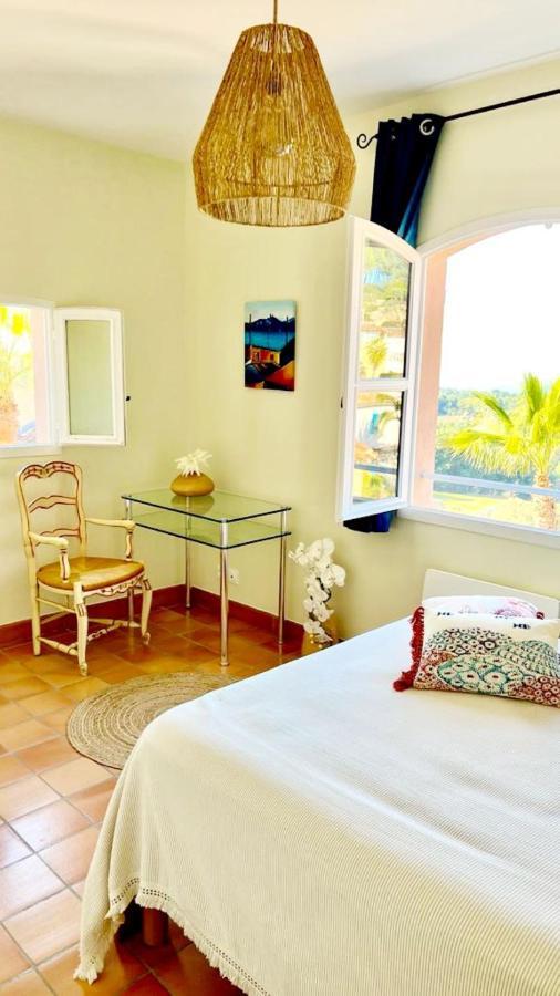 Hameau Des Amandiers Vue Mer - Piscine, Golf Et Tennis Prive Saint-Cyr-sur-Mer Zewnętrze zdjęcie